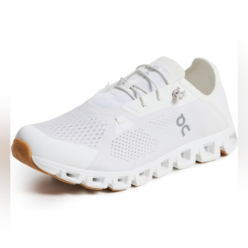 EUC On Cloud 5 Coast Sneakers